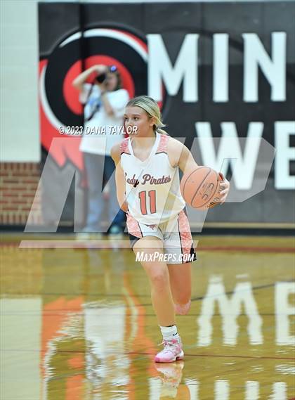 Thumbnail 3 in Stamford vs. Petrolia (UIL 2A Region II Bi-District) photogallery.