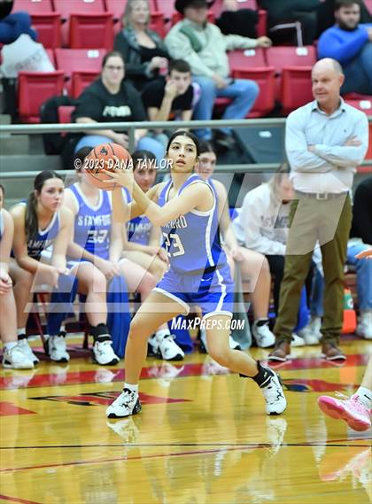 Thumbnail 2 in Stamford vs. Petrolia (UIL 2A Region II Bi-District) photogallery.