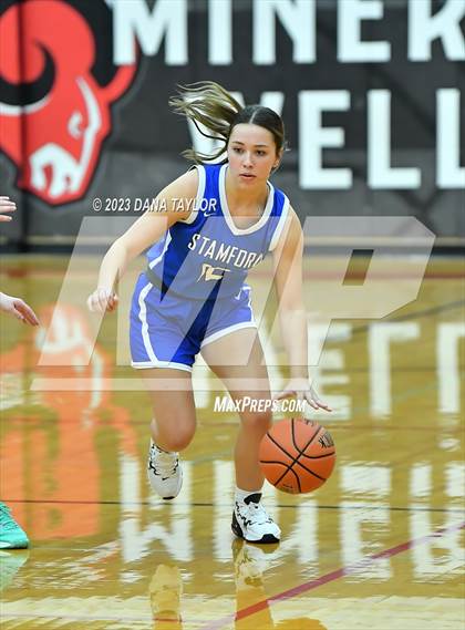 Thumbnail 3 in Stamford vs. Petrolia (UIL 2A Region II Bi-District) photogallery.