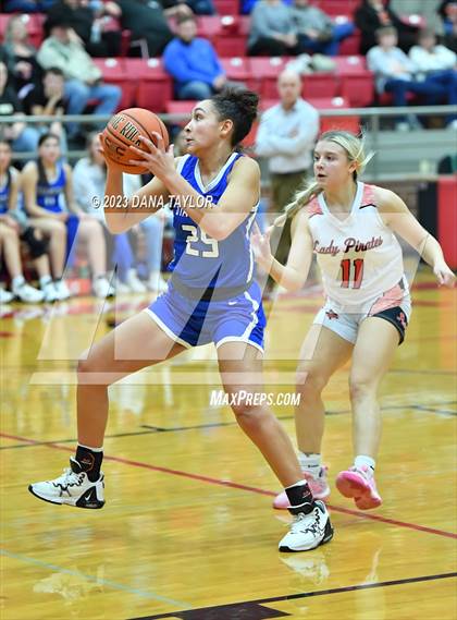 Thumbnail 2 in Stamford vs. Petrolia (UIL 2A Region II Bi-District) photogallery.