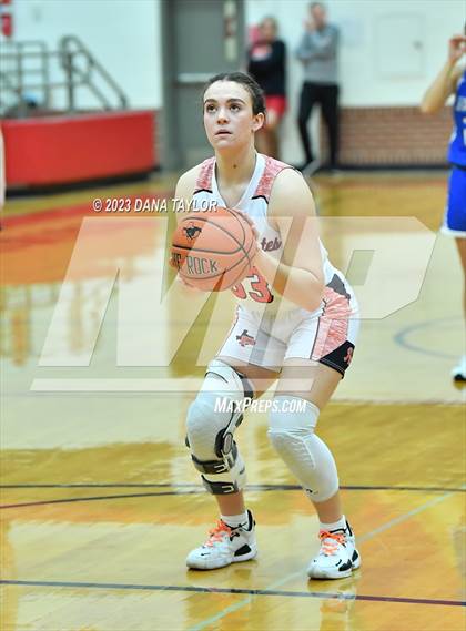 Thumbnail 3 in Stamford vs. Petrolia (UIL 2A Region II Bi-District) photogallery.