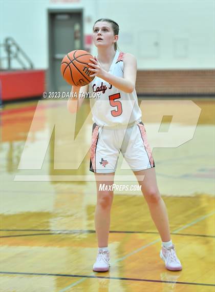Thumbnail 2 in Stamford vs. Petrolia (UIL 2A Region II Bi-District) photogallery.