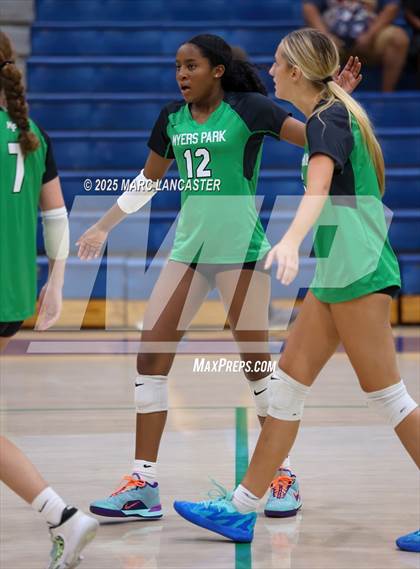 Thumbnail 1 in Myers Park @ Weddington photogallery.