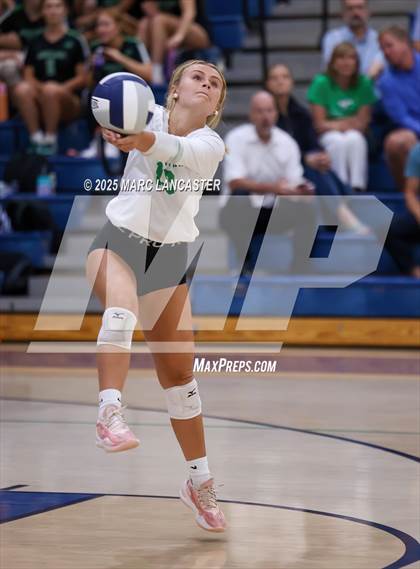 Thumbnail 1 in Myers Park @ Weddington photogallery.