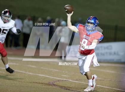 Thumbnail 3 in Mustang @ Moore photogallery.