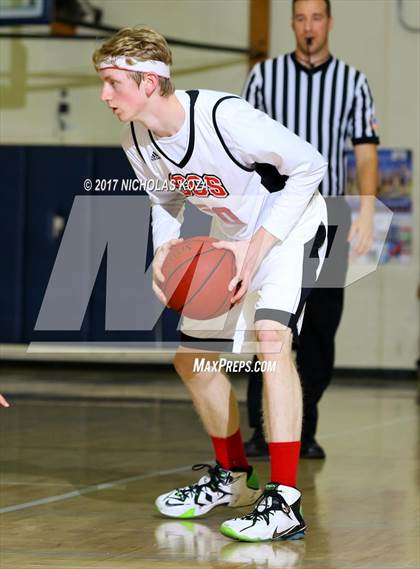 Thumbnail 3 in Brentwood School vs. Santa Clarita Christian (War on Floor) photogallery.