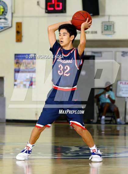 Thumbnail 2 in Brentwood School vs. Santa Clarita Christian (War on Floor) photogallery.