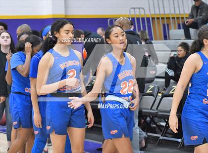 Thumbnail 1 in Bishop Gorman vs Durango photogallery.