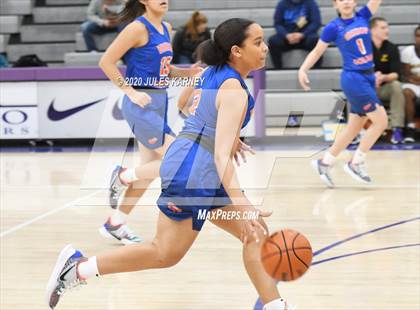 Thumbnail 1 in Bishop Gorman vs Durango photogallery.