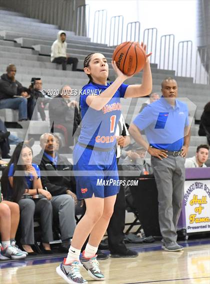 Thumbnail 2 in Bishop Gorman vs Durango photogallery.
