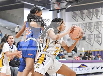 Thumbnail 2 in Bishop Gorman vs Durango photogallery.