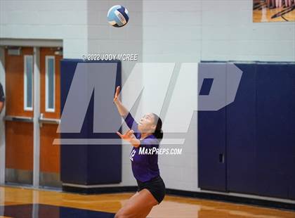 Thumbnail 2 in DeSoto Central @ Lewisburg photogallery.