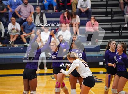 Thumbnail 1 in DeSoto Central @ Lewisburg photogallery.