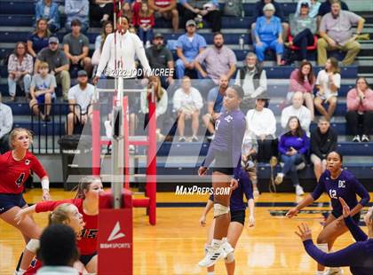 Thumbnail 1 in DeSoto Central @ Lewisburg photogallery.