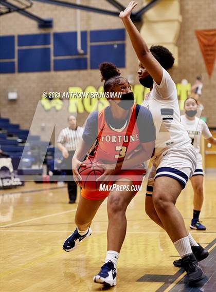 Thumbnail 3 in Fortune Early College @ Rosemont (Rosemont Tournament) photogallery.