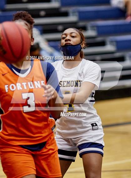 Thumbnail 3 in Fortune Early College @ Rosemont (Rosemont Tournament) photogallery.