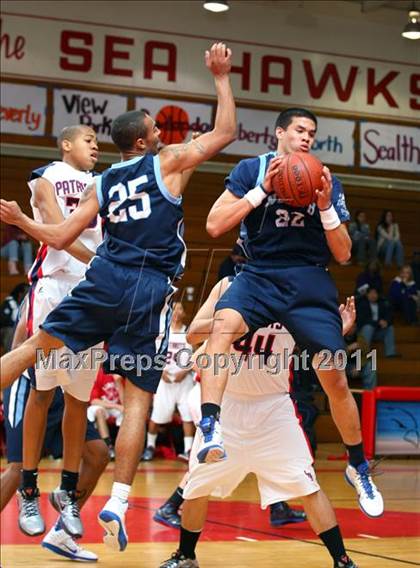 Thumbnail 2 in Liberty vs. North Torrance (Sea Hawk Classic)  photogallery.