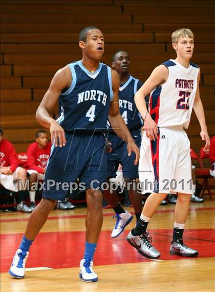 Thumbnail 2 in Liberty vs. North Torrance (Sea Hawk Classic)  photogallery.