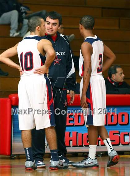 Thumbnail 2 in Liberty vs. North Torrance (Sea Hawk Classic)  photogallery.