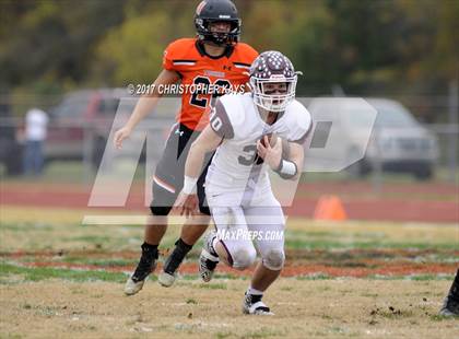 Thumbnail 2 in Herrin vs Tolono (Unity) (IHSA 4A Playoffs - 2nd Round) photogallery.
