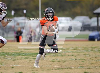 Thumbnail 3 in Herrin vs Tolono (Unity) (IHSA 4A Playoffs - 2nd Round) photogallery.