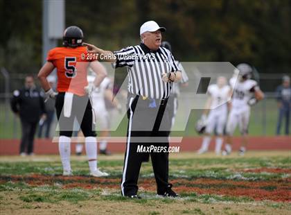 Thumbnail 2 in Herrin vs Tolono (Unity) (IHSA 4A Playoffs - 2nd Round) photogallery.