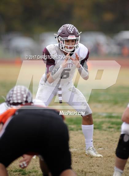 Thumbnail 1 in Herrin vs Tolono (Unity) (IHSA 4A Playoffs - 2nd Round) photogallery.