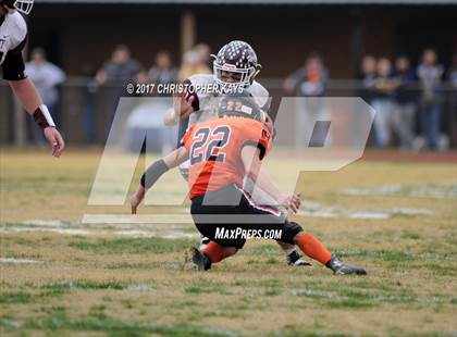 Thumbnail 3 in Herrin vs Tolono (Unity) (IHSA 4A Playoffs - 2nd Round) photogallery.