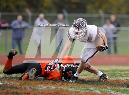 Thumbnail 2 in Herrin vs Tolono (Unity) (IHSA 4A Playoffs - 2nd Round) photogallery.