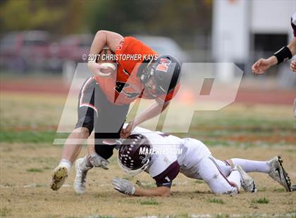 Thumbnail 1 in Herrin vs Tolono (Unity) (IHSA 4A Playoffs - 2nd Round) photogallery.