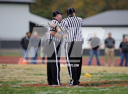 Thumbnail 2 in Herrin vs Tolono (Unity) (IHSA 4A Playoffs - 2nd Round) photogallery.