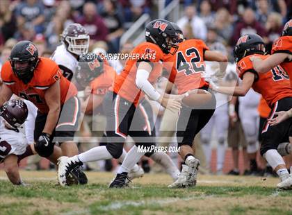 Thumbnail 2 in Herrin vs Tolono (Unity) (IHSA 4A Playoffs - 2nd Round) photogallery.