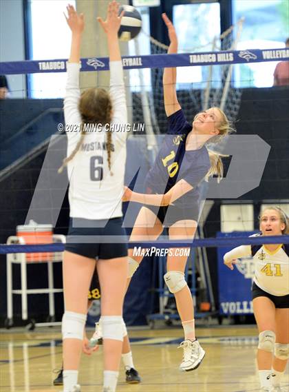 Thumbnail 3 in Crean Lutheran @ Trabuco Hills photogallery.