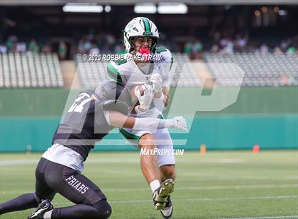Thumbnail 3 in Bishop McGuinness @ Bishop Lynch (Catholic Bowl) photogallery.
