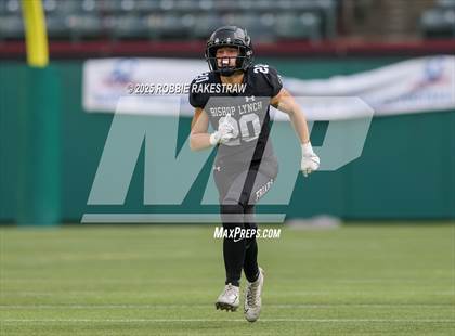 Thumbnail 1 in Bishop McGuinness @ Bishop Lynch (Catholic Bowl) photogallery.