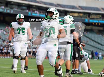 Thumbnail 2 in Bishop McGuinness @ Bishop Lynch (Catholic Bowl) photogallery.