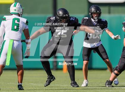 Thumbnail 1 in Bishop McGuinness @ Bishop Lynch (Catholic Bowl) photogallery.