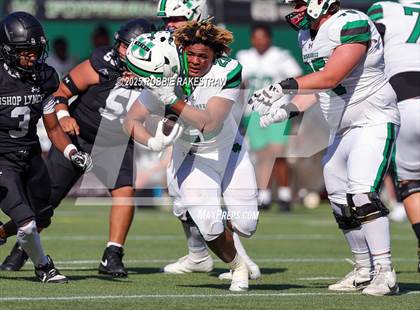 Thumbnail 3 in Bishop McGuinness @ Bishop Lynch (Catholic Bowl) photogallery.