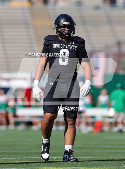 Thumbnail 3 in Bishop McGuinness @ Bishop Lynch (Catholic Bowl) photogallery.