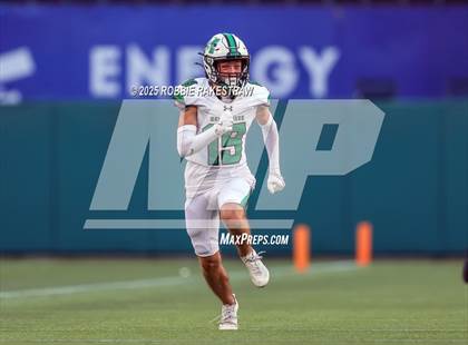 Thumbnail 3 in Bishop McGuinness @ Bishop Lynch (Catholic Bowl) photogallery.