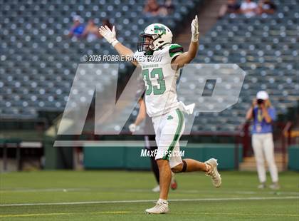 Thumbnail 1 in Bishop McGuinness @ Bishop Lynch (Catholic Bowl) photogallery.
