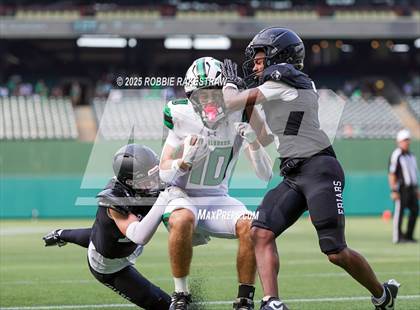 Thumbnail 1 in Bishop McGuinness @ Bishop Lynch (Catholic Bowl) photogallery.