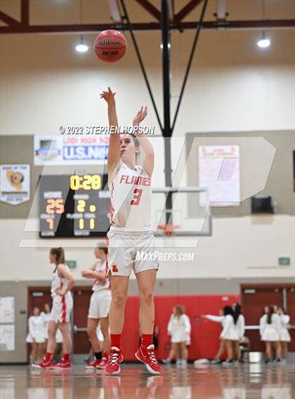 Thumbnail 3 in Tokay @ Lodi photogallery.