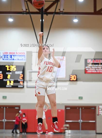 Thumbnail 2 in Tokay @ Lodi photogallery.