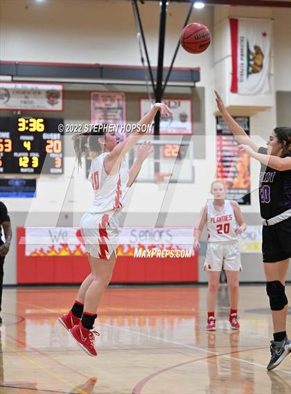 Thumbnail 2 in Tokay @ Lodi photogallery.