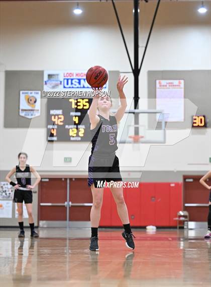 Thumbnail 2 in Tokay @ Lodi photogallery.