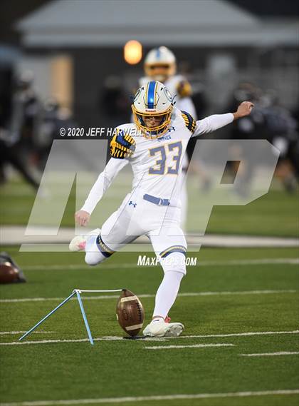 Thumbnail 1 in Olentangy @ Perry (OHSAA D2 Regional Semifinals) photogallery.