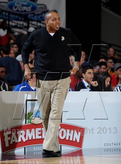 Thumbnail 2 in St. John Bosco vs. Chaminade (CIF SS D3A Final) photogallery.