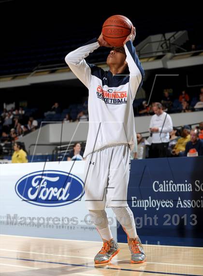 Thumbnail 3 in St. John Bosco vs. Chaminade (CIF SS D3A Final) photogallery.