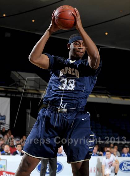 Thumbnail 3 in St. John Bosco vs. Chaminade (CIF SS D3A Final) photogallery.